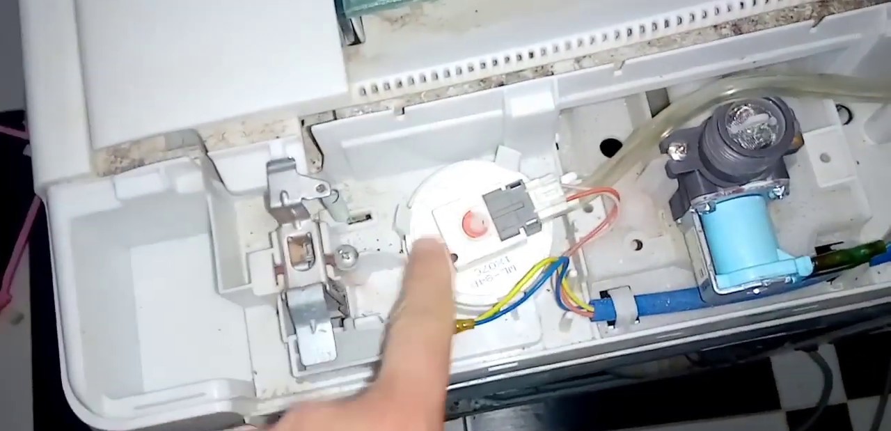 معالجة تسريب المياه